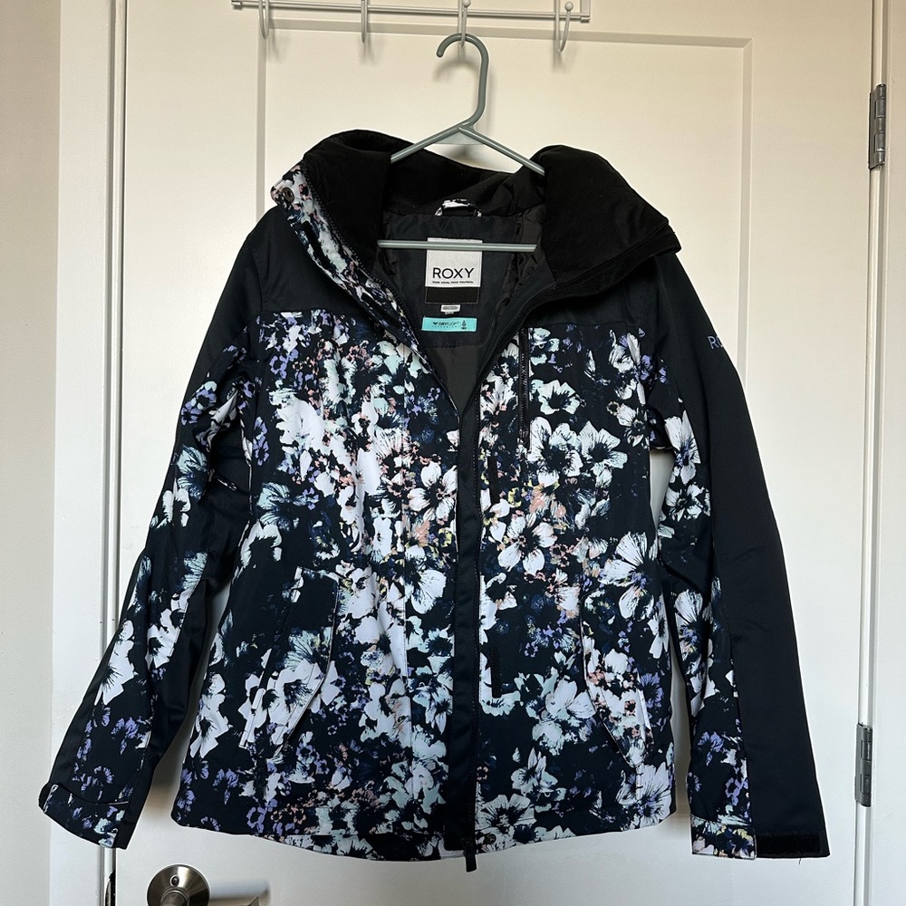 Roxy snowboarding coat size M